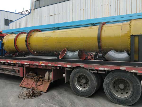 Loading Site of Two Sets of Φ 1000 × 7m Chicken Manure Dryers Sent to Laos