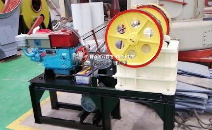 Delivery of Oil and Electricity Dual-purpose Pneumatic Crusher Purchased by Vietnamese Customers